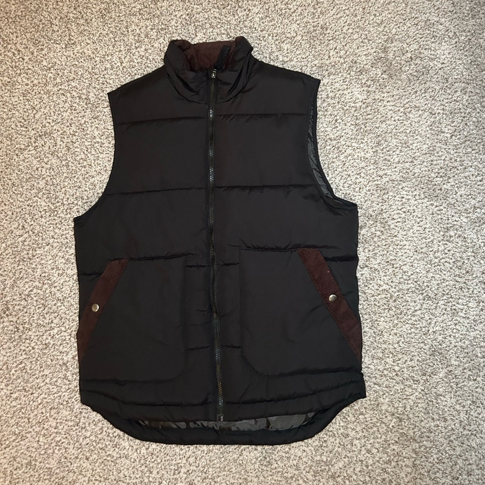 St. John's Bay Black and Brown Puffer Vest